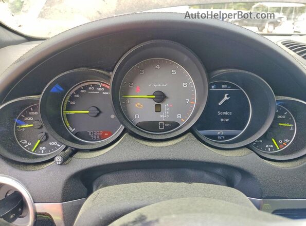 WP1AE2A23JLA70883 2018 PORSCHE CAYENNE White Вид щитка приладів
