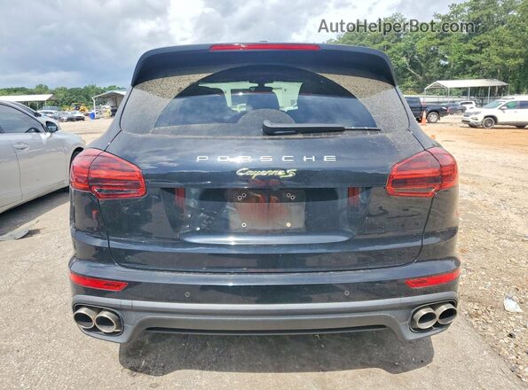 WP1AE2A23JLA70883 2018 PORSCHE CAYENNE White Вид ззаду