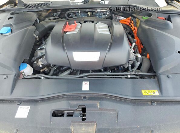 WP1AE2A23JLA70883 2018 PORSCHE CAYENNE White Вид задньої частини салону