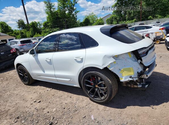 WP1AF2A57RLB55079 2024 PORSCHE MACAN White 