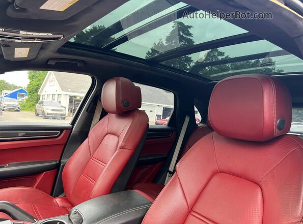 WP1AF2AY1MDA36070 2021 PORSCHE CAYENNE Gray Սարքավորումների վահանակի տեսք