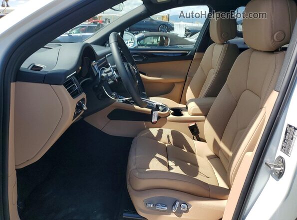 WP1AG2A51TLB43238 2026 PORSCHE MACAN White Widok wnętrza z przodu