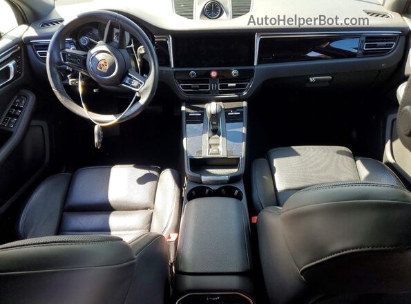 WP1AG2A53RLB39085 2024 PORSCHE MACAN Black 