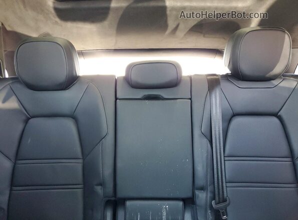WP1AG2AY3SDA25629 2025 PORSCHE CAYENNE Blue Vista de los asientos traseros