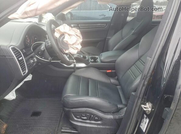 WP1AH2AYXPDA22067 2023 PORSCHE CAYENNE Black Вид салону спереду