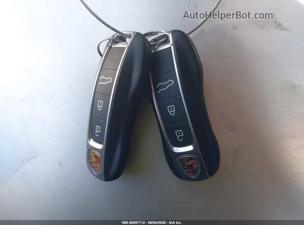 WP1BA2AY5PDA25189 2023 PORSCHE CAYENNE Gray Dashboard view