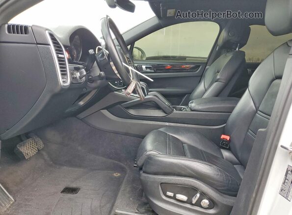 WP1BA2AY7LDA46541 2020 PORSCHE CAYENNE White 
