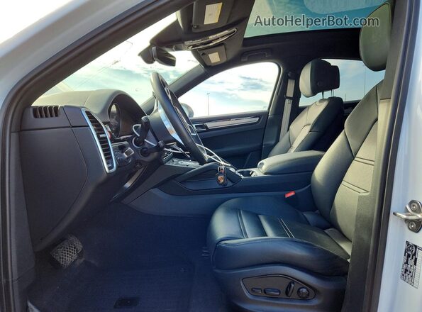 WP1BA2AY8PDA27342 2023 PORSCHE CAYENNE White Սալոնի դիմացի տեսք