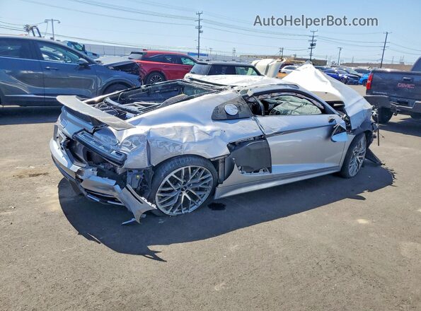 WUAKBAFX8H7903290 2017 AUDI R8 Серебряный 