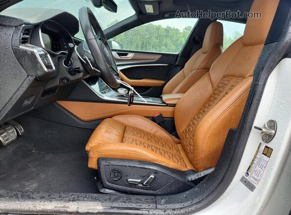 WUAPCBF20MN901083 2021 AUDI RS7 White Front interior view