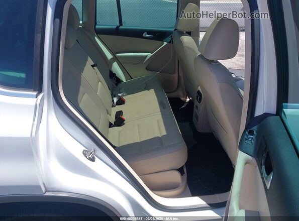 WVGAV7AX0GW585255 2016 VOLKSWAGEN TIGUAN White VIN sticker view