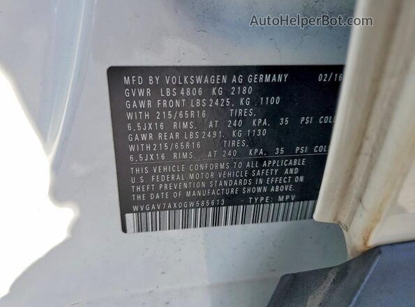 WVGAV7AX0GW585613 2016 VOLKSWAGEN TIGUAN White 