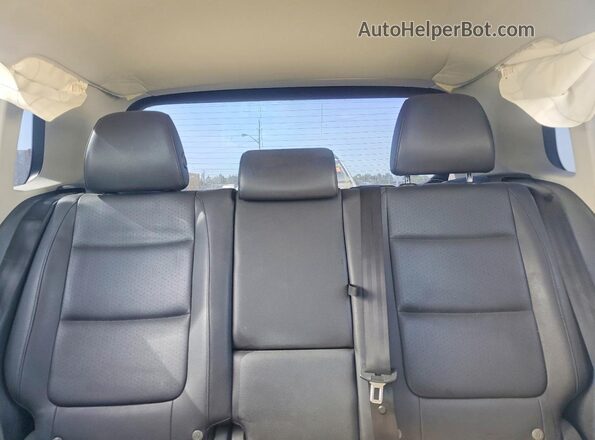 WVGAV7AX0GW599477 2016 VOLKSWAGEN TIGUAN Белый Вид задних сидений