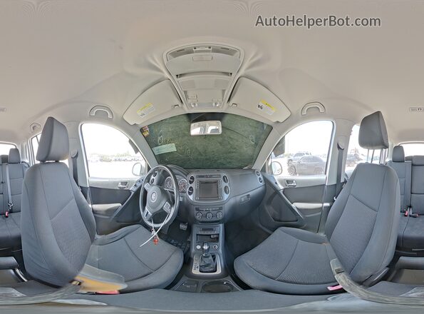 WVGAV7AX0HK045025 2017 VOLKSWAGEN TIGUAN Белый Панорамный вид салона 360°