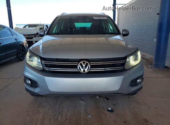 WVGAV7AX1GW580890 2016 VOLKSWAGEN TIGUAN Серебряный Вид спереди