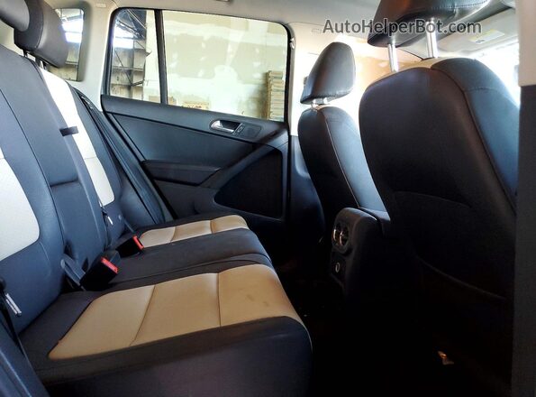 WVGAV7AX1GW603004 2016 VOLKSWAGEN TIGUAN Gray Вид задньої частини салону