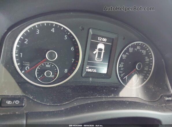 WVGAV7AX1HK043252 2017 VOLKSWAGEN TIGUAN Black Widok tylnych siedzeń