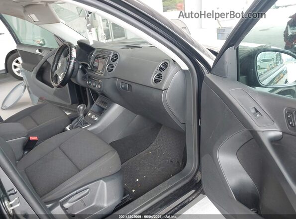 WVGAV7AX1HK043252 2017 VOLKSWAGEN TIGUAN Black Widok wnętrza z przodu