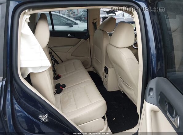 WVGAV7AX2GW565038 2016 VOLKSWAGEN TIGUAN Blue Vista de la etiqueta del VIN