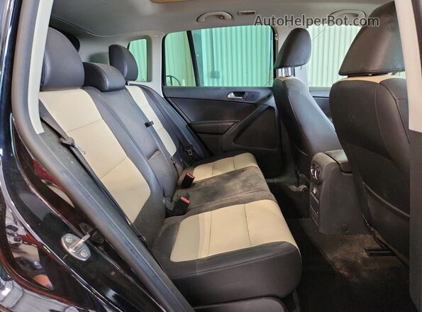 WVGAV7AX2GW578081 2016 VOLKSWAGEN TIGUAN Black Հետևի նստատեղերի տեսք
