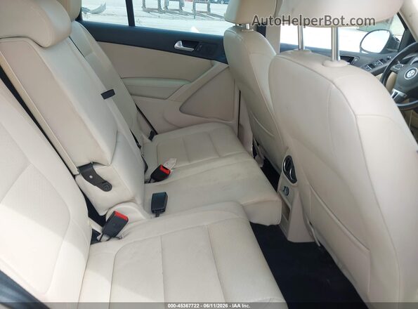 WVGAV7AX3GW557269 2016 VOLKSWAGEN TIGUAN Dark Blue 