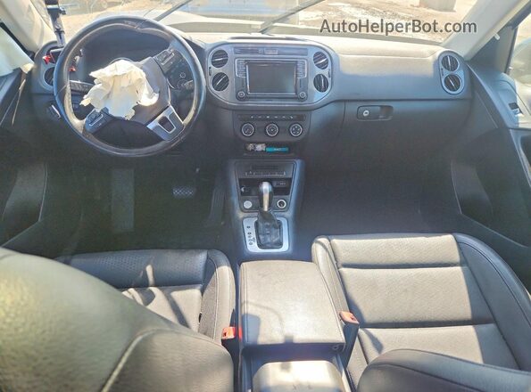 WVGAV7AX4GW512275 2016 VOLKSWAGEN TIGUAN Gray წინა პანელის ხედი