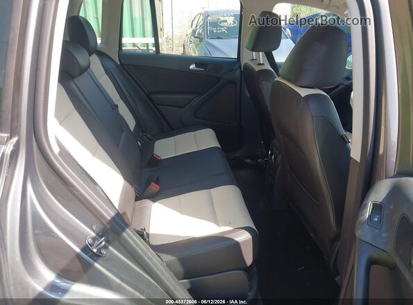 WVGAV7AX4GW586456 2016 VOLKSWAGEN TIGUAN Серый 