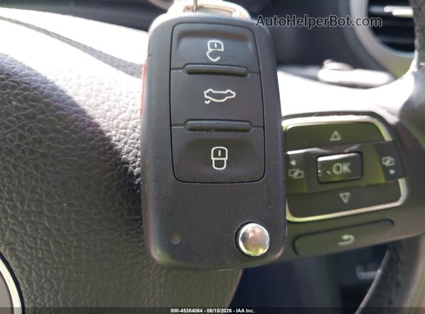WVGAV7AX4HK025862 2017 VOLKSWAGEN TIGUAN Черный Вид панели приборов