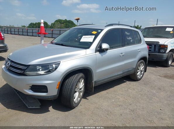 WVGAV7AX4JK001860 2018 VOLKSWAGEN TIGUAN Серебряный Передняя левая четверть