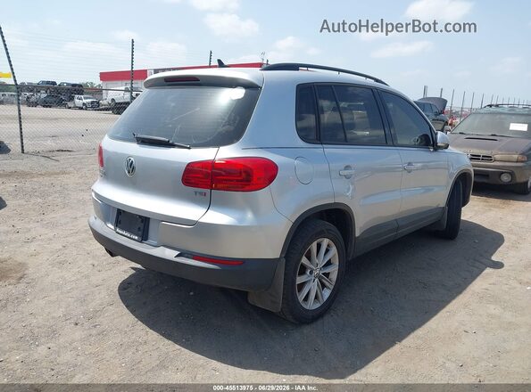 WVGAV7AX4JK001860 2018 VOLKSWAGEN TIGUAN Серебряный Задняя правая четверть