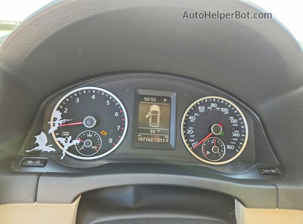 WVGAV7AX5HK026552 2017 VOLKSWAGEN TIGUAN Белый 