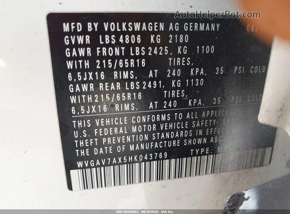 WVGAV7AX5HK043769 2017 VOLKSWAGEN TIGUAN White Շարժիչի բաժամունքի տեսք