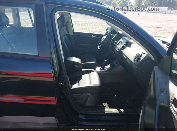 WVGAV7AX6GW531099 2016 VOLKSWAGEN TIGUAN Black Вид салону спереду