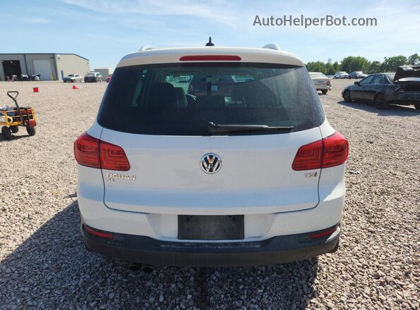 WVGAV7AX7GW509189 2016 VOLKSWAGEN TIGUAN White Հետևի տեսք