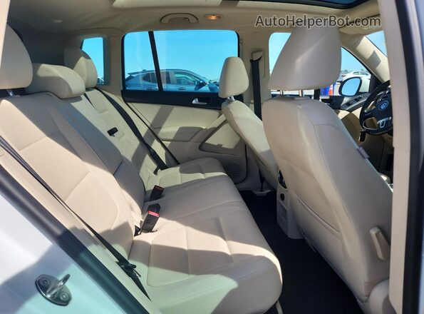 WVGAV7AX7GW509189 2016 VOLKSWAGEN TIGUAN White Սալոնի հետևի տեսք