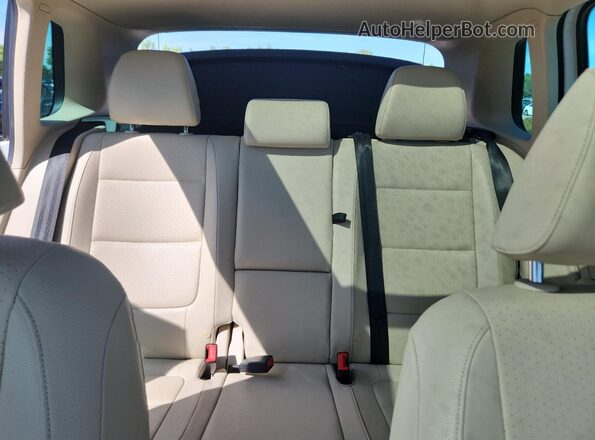 WVGAV7AX7GW509189 2016 VOLKSWAGEN TIGUAN White Հետևի նստատեղերի տեսք