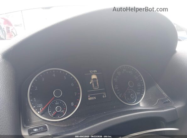 WVGAV7AX7GW581011 2016 VOLKSWAGEN TIGUAN Black უკანა სავარძლების ხედი