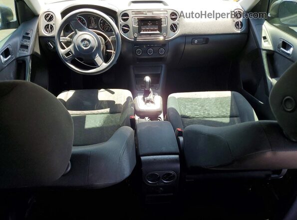 WVGAV7AX7HK046141 2017 VOLKSWAGEN TIGUAN Gray 