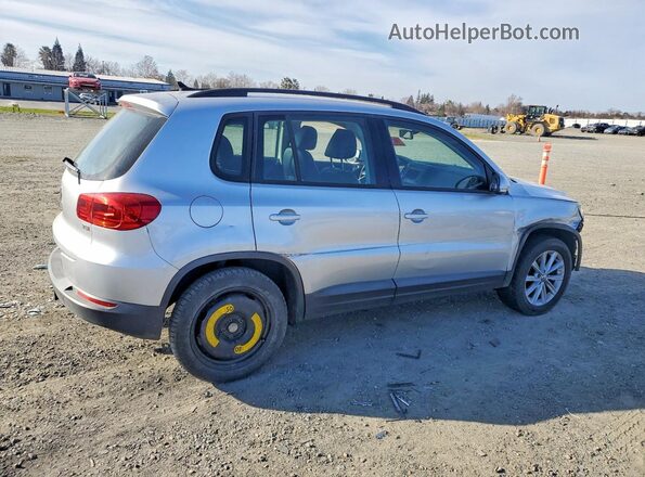 WVGAV7AX8HK036279 2017 VOLKSWAGEN TIGUAN Silver 