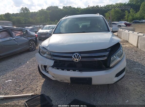 WVGAV7AXXGW609237 2016 VOLKSWAGEN TIGUAN White Vista del cuadro de instrumentos