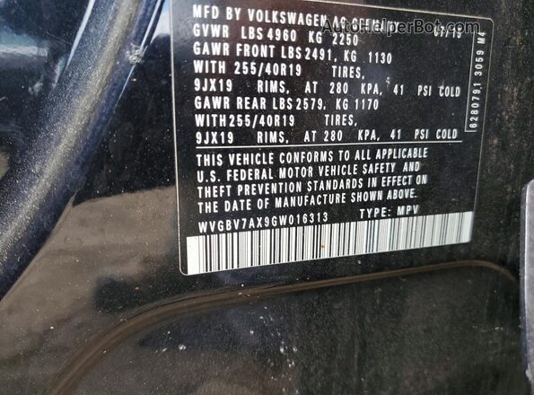 WVGBV7AX9GW016313 2016 VOLKSWAGEN TIGUAN Black Engine compartment view