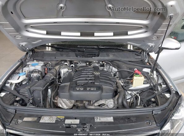 WVGEF9BP2GD004200 2016 VOLKSWAGEN TOUAREG Серебряный 