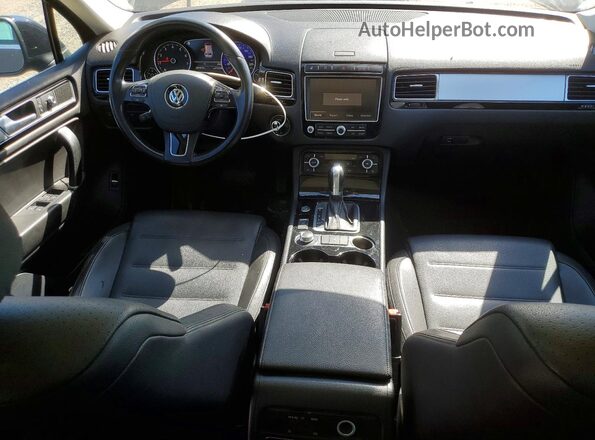 WVGEF9BP3GD012144 2016 VOLKSWAGEN TOUAREG Black Widok deski rozdzielczej