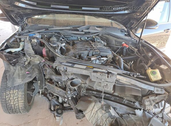 WVGEF9BP4GD009916 2016 VOLKSWAGEN TOUAREG Black Rear interior view