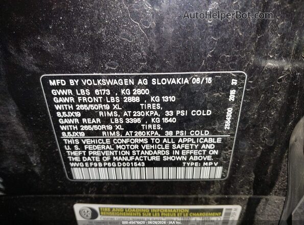 WVGEF9BP6GD001543 2016 VOLKSWAGEN TOUAREG Black Vista del compartimento del motor