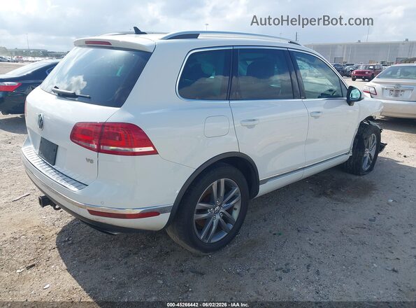 WVGEF9BP7GD001146 2016 VOLKSWAGEN TOUAREG White Հետևի աջ
