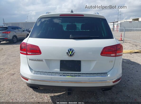 WVGEF9BP7GD001146 2016 VOLKSWAGEN TOUAREG White 