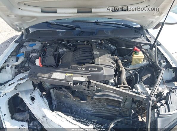 WVGEF9BP7GD001146 2016 VOLKSWAGEN TOUAREG White Հետևի տեսք