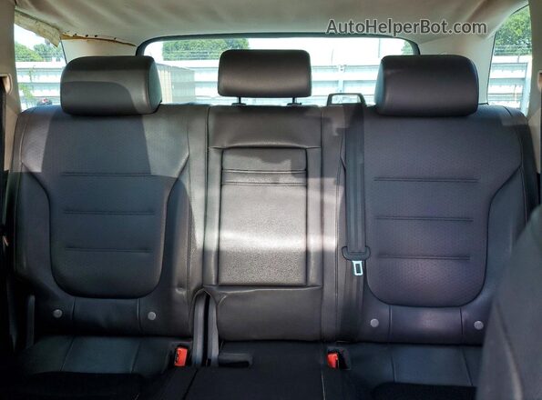 WVGEF9BP7GD010218 2016 VOLKSWAGEN TOUAREG Желто-коричневый 
