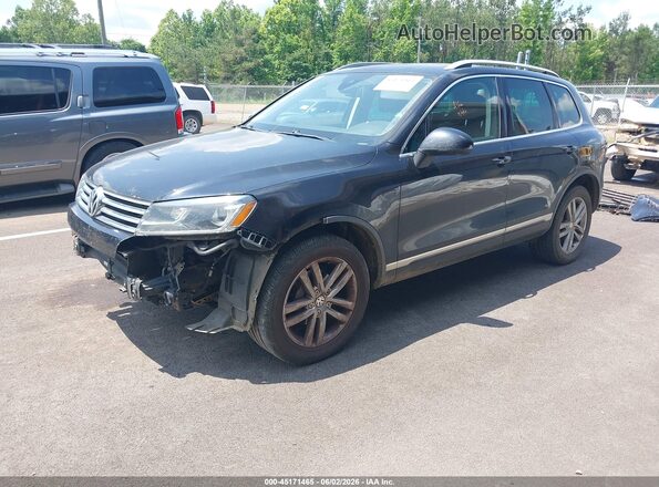 WVGEF9BP8GD004573 2016 VOLKSWAGEN TOUAREG Black 